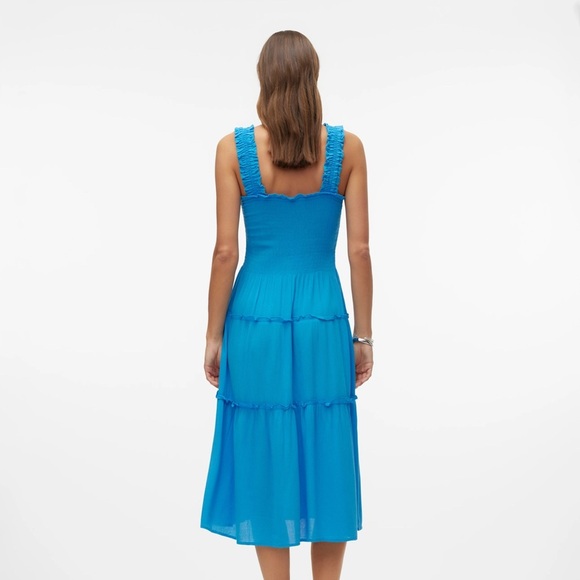 Vero Moda Blue Square Neck Sleeveless Sundress - Picture 2 of 6